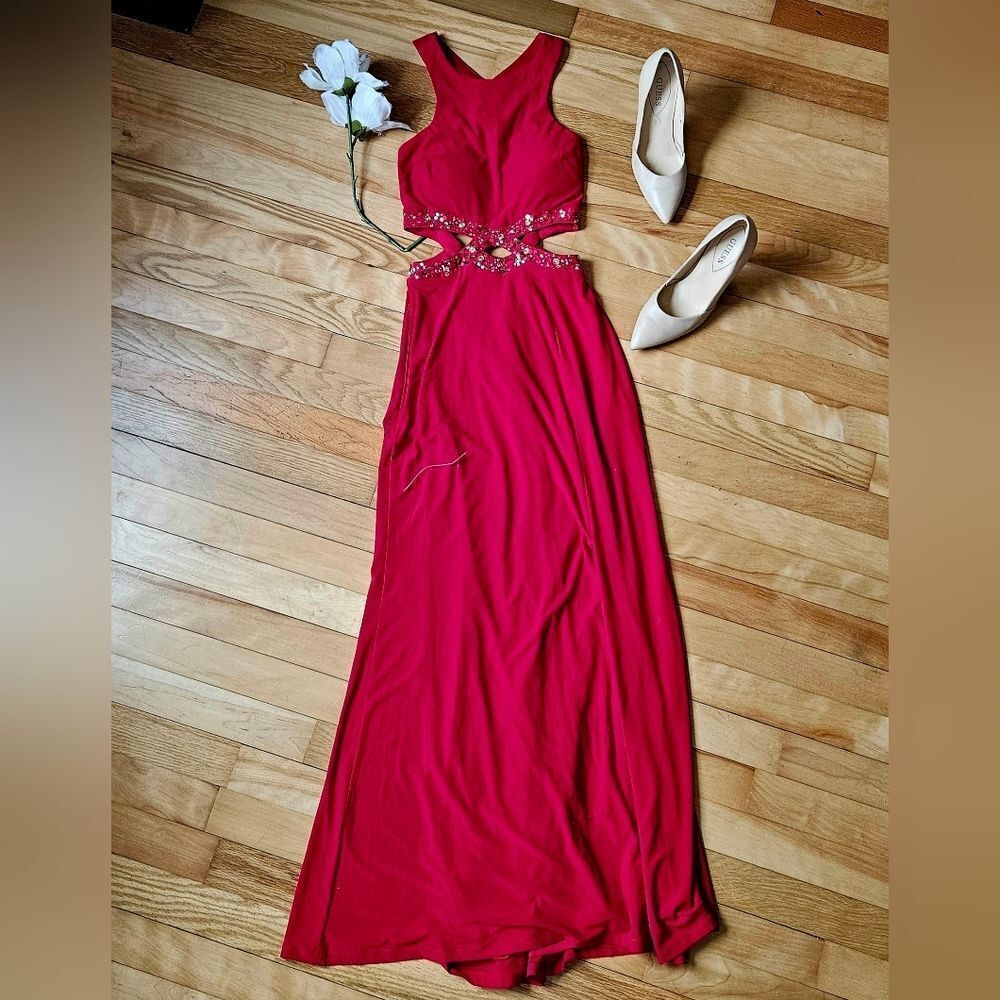 Morgan & Co. Vibrant Red Backless Dress